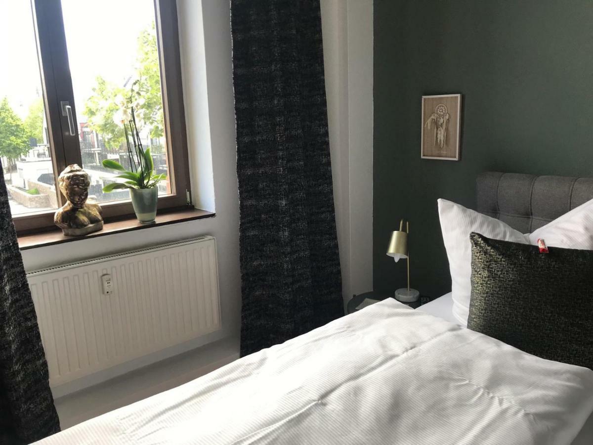Back To School Apartment Andernach Bagian luar foto