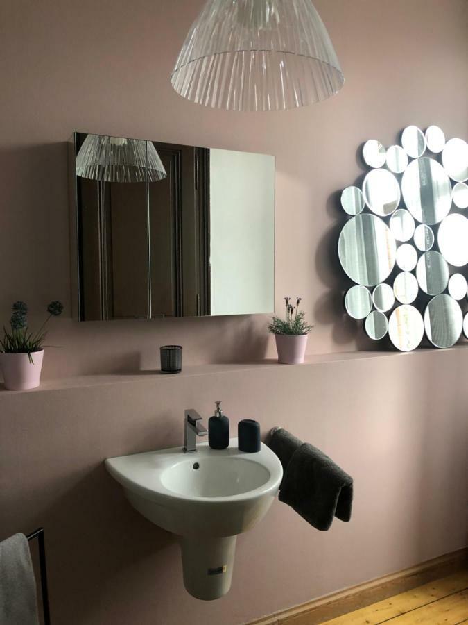 Back To School Apartment Andernach Bagian luar foto